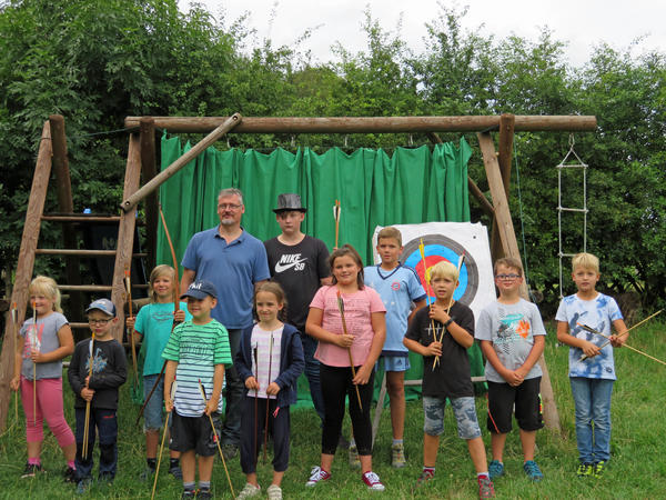 Bild vergr&ouml;&szlig;ern: Ferienspiele 2019 Bogenschie&szlig;en