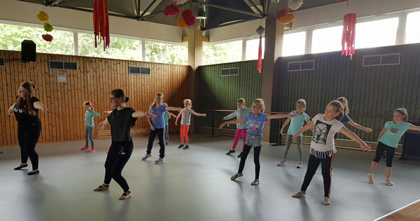 Bild vergr&ouml;&szlig;ern: JazzDance und HipHop2020