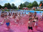 Bild vergr&ouml;&szlig;ern: Poolparty