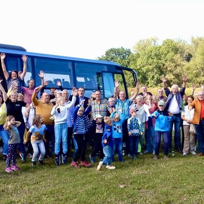 Bild vergr&ouml;&szlig;ern: Gro&szlig;er Jubel &uuml;ber Landes-Silber f&uuml;r Arfeld