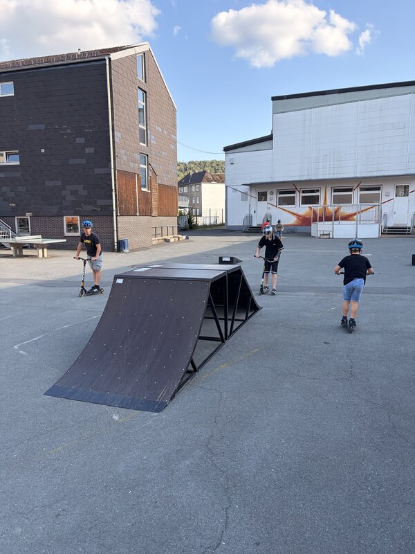 Bild vergr&ouml;&szlig;ern: Skateanlage Ferienspiele